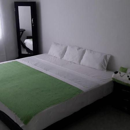 Hostal Deluxe Santander. Manizales Exterior photo