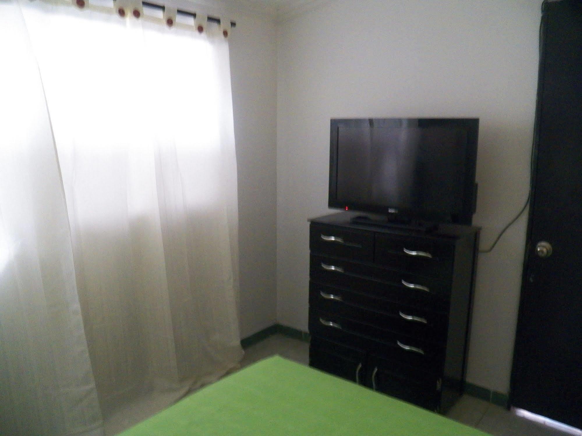 Hostal Deluxe Santander. Manizales Exterior photo