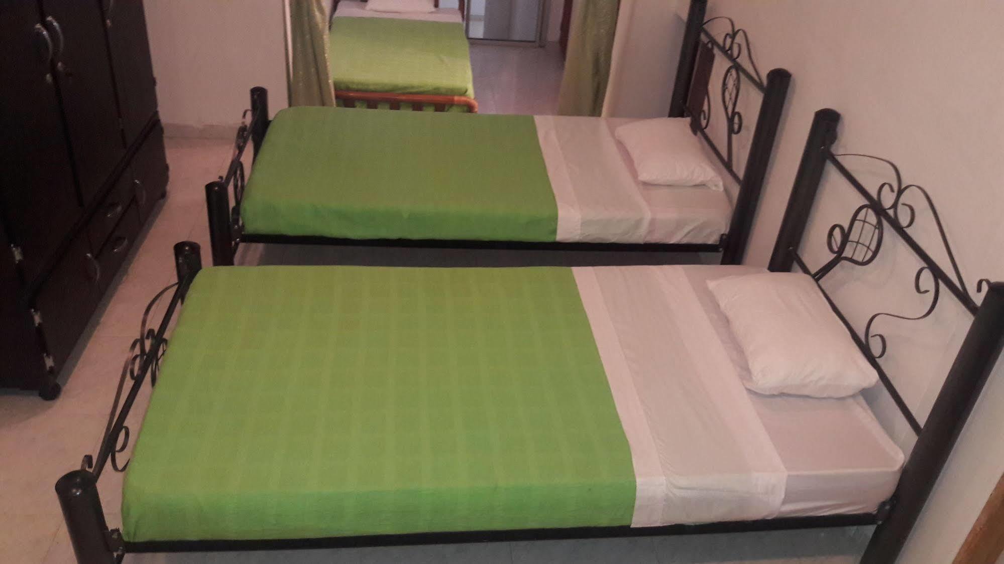 Hostal Deluxe Santander. Manizales Exterior photo